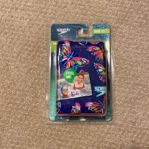 NIB speedo fabric arm bands